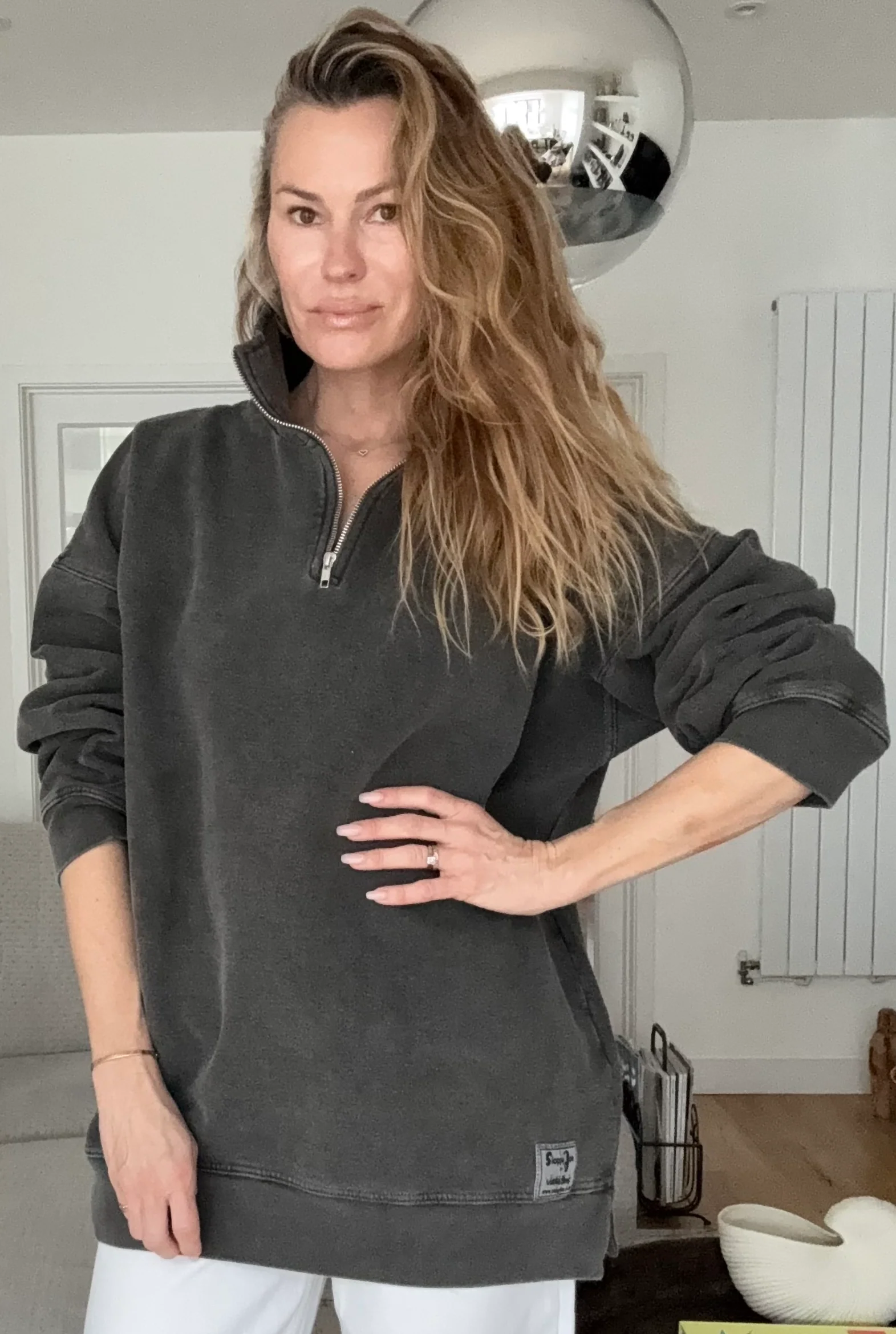DIANA ZIP NECK - Black Wash