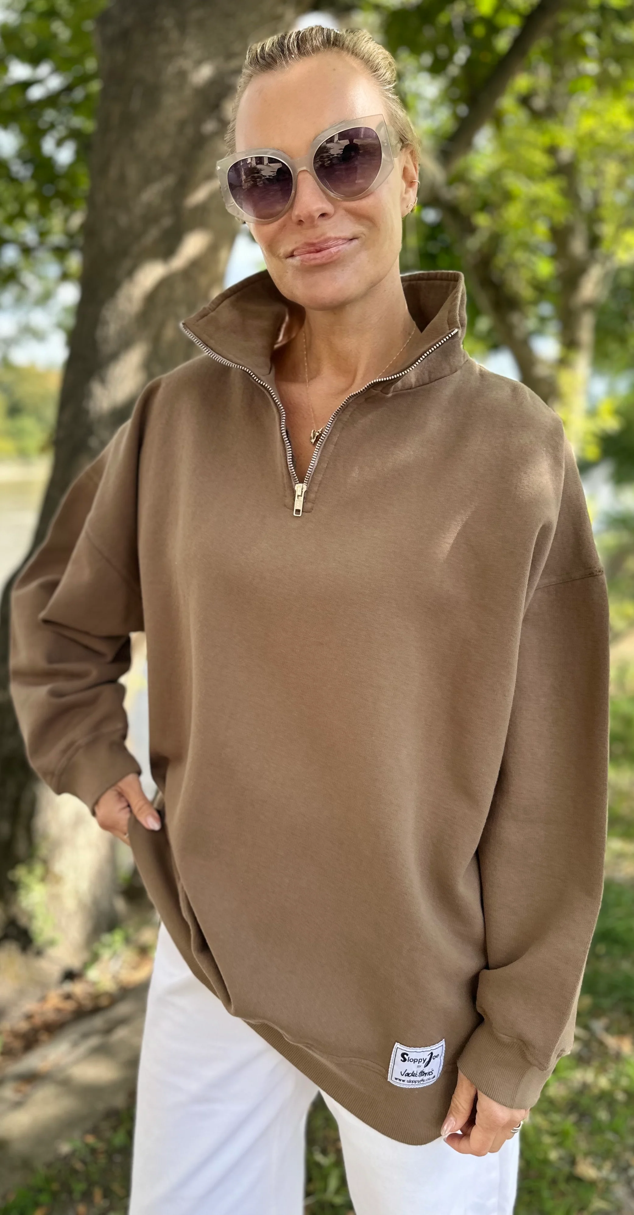 DIANA ZIP NECK - Chocolate