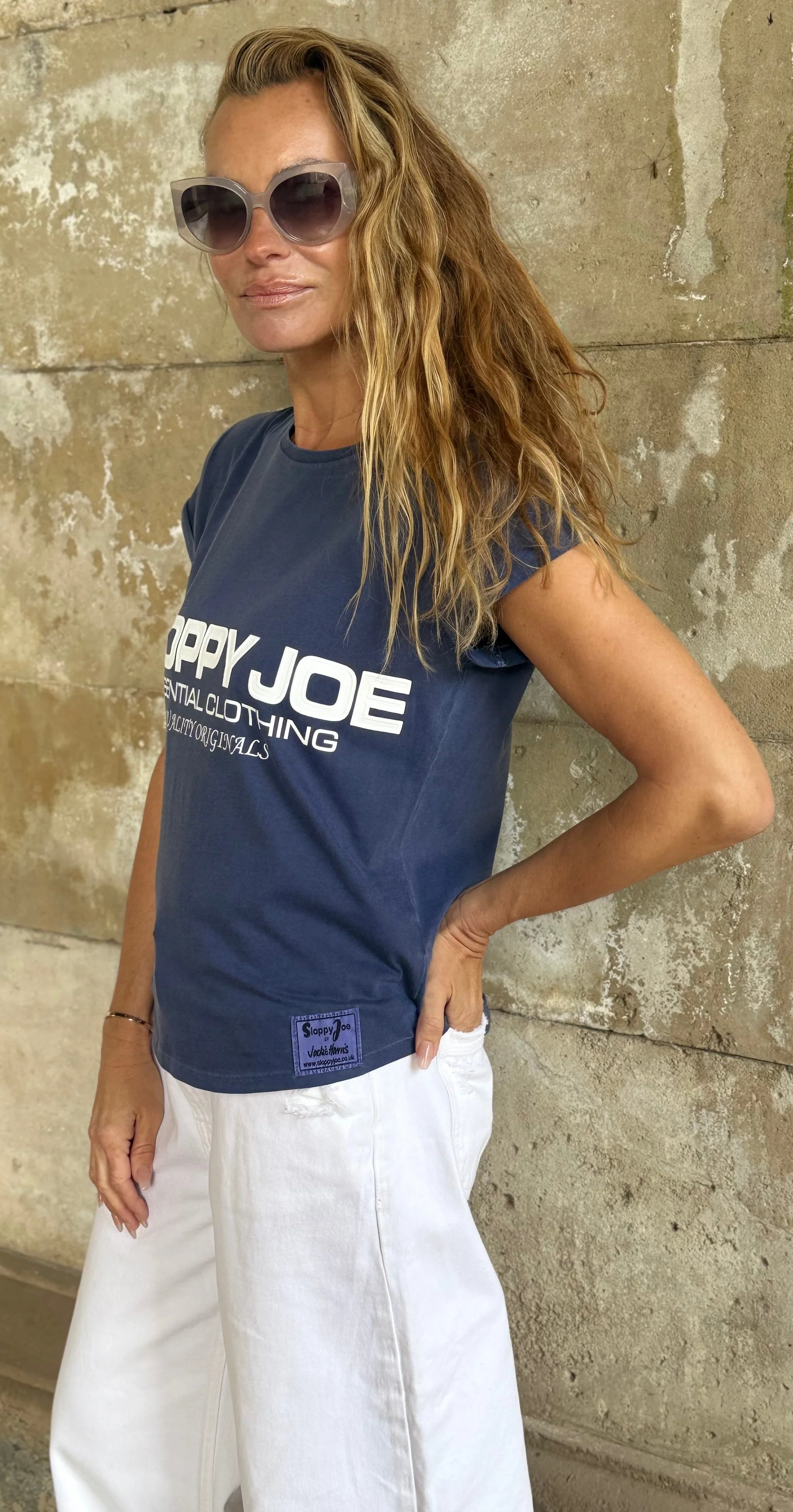 TAILORED ORGANIC T-SHIRT - Navy Wash - Image 4